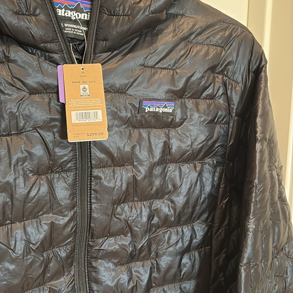 NWT Patagonia Women's Nano Puff Hoody XL Extra Large Black Puffy Hooded Jacket - Picture 10 of 13